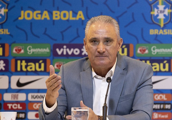 Tite assina rescisão na CBF e não é mais técnico da seleção brasileira