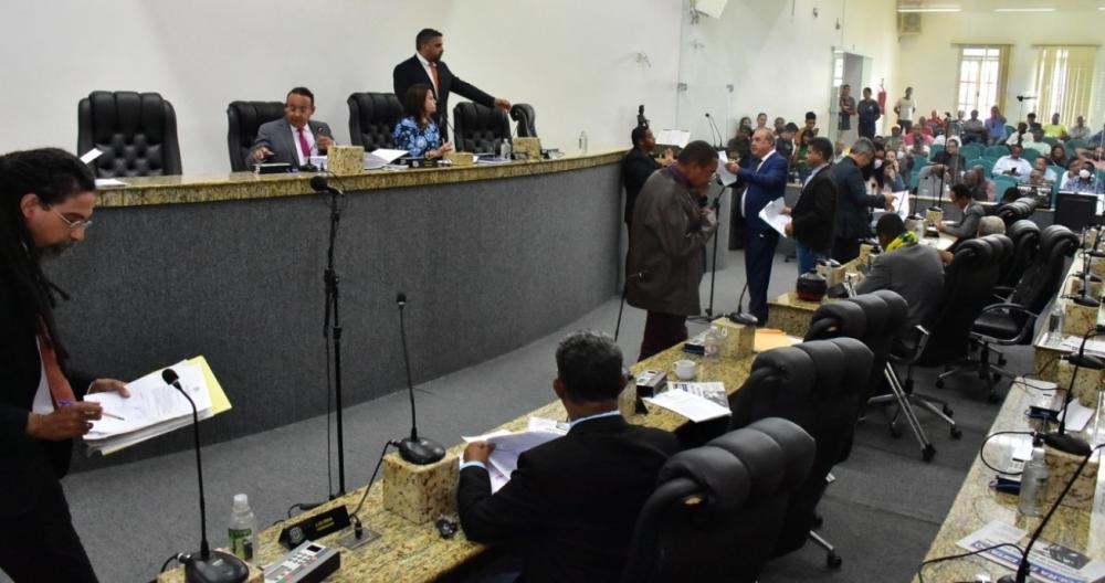 Feira: Orçamento 2023 é aprovado com receita superior a R$ 1.9 bilhão