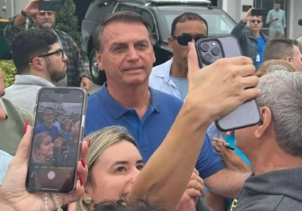 Rui libera ida de 3 militares para atuar na segurança de Bolsonaro em evento nos EUA