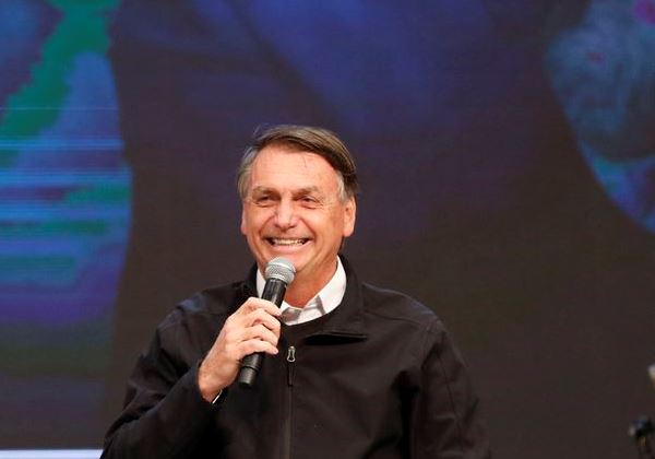 ‘Pela legislação, eu sou italiano’ afirma Bolsonaro em vídeo