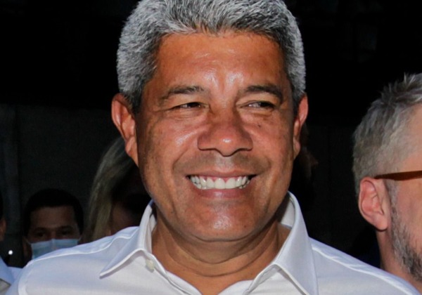 Jerônimo garante que segurança pública manterá ‘paz e tranquilidade’ durante folia