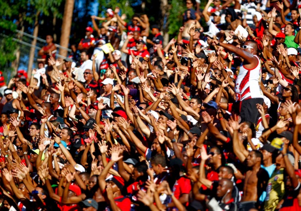 TVE exibe jogos Vitória x Barcelona e Itabuna x Bahia pelo Baianão neste domingo