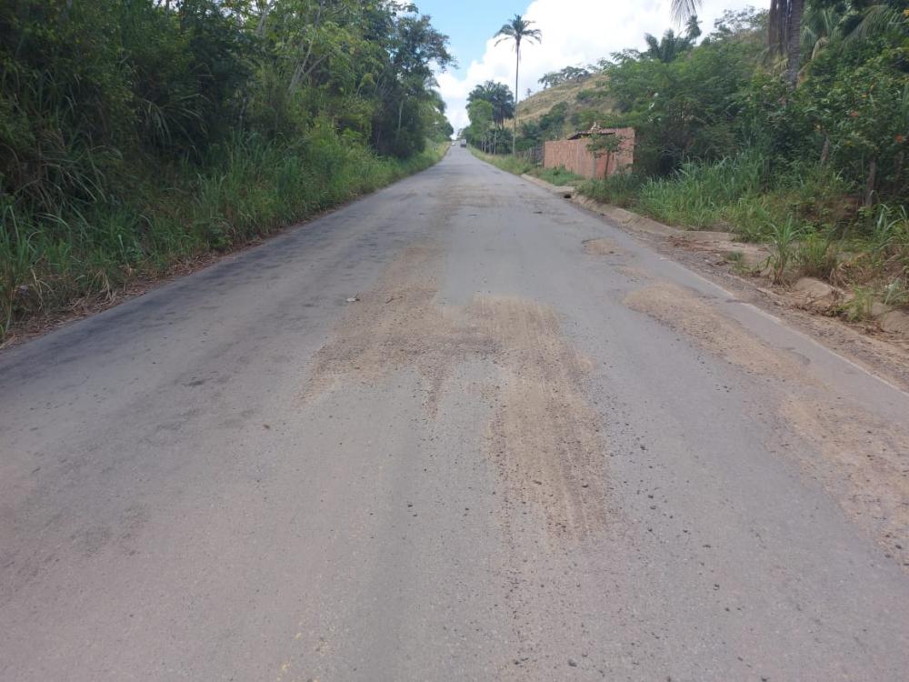 Motoristas reclamam das condições da BR-420, que liga São Félix a Maragogipe 