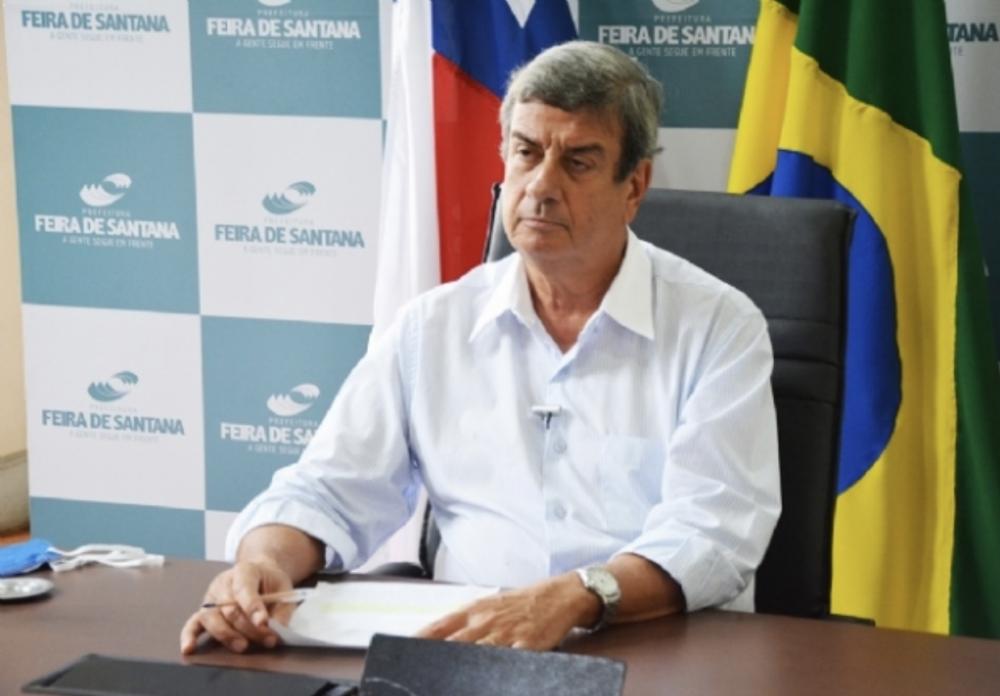 ‘Ele está no palanque o tempo inteiro’, diz Colbert Martins sobre Jerônimo Rodrigues