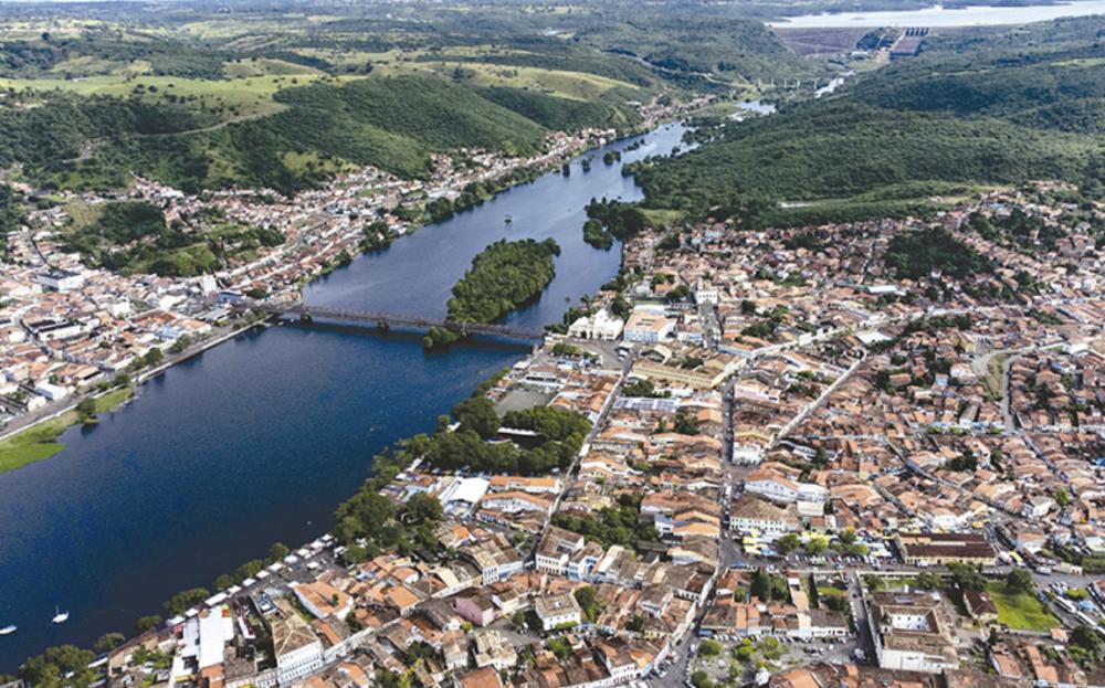 Professores de Cachoeira cobram celeridade na implementação do plano de carreira 