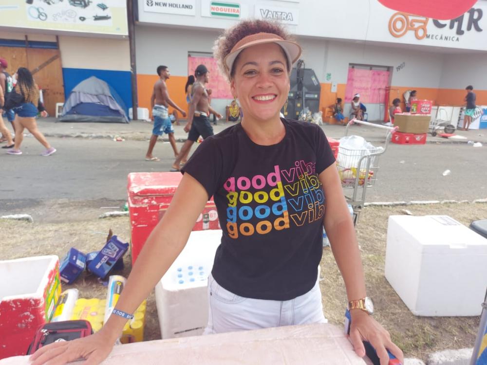 Ambulantes comemoram primeiro dia de vendas na Micareta de Feira e prospectam aumento 