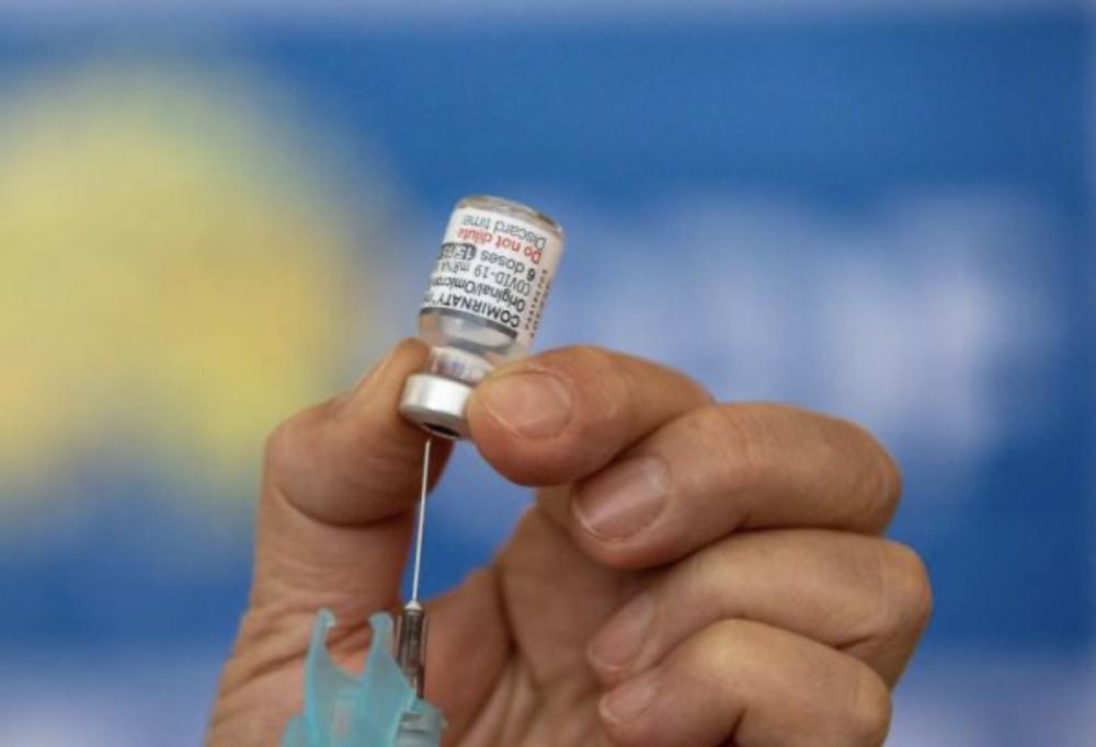 Governo federal amplia reforço com vacina bivalente para todos acima de 18 anos