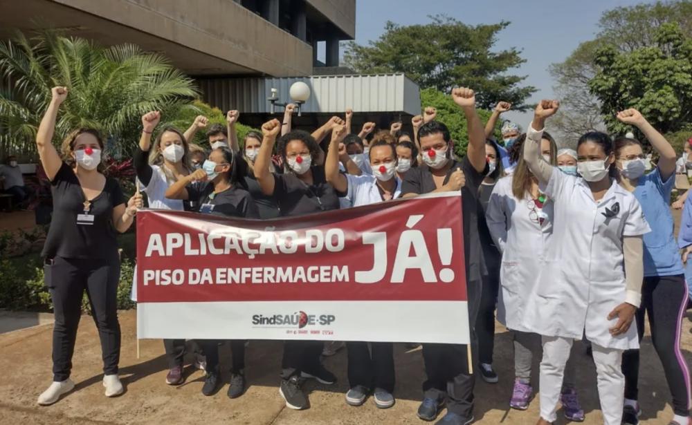 Congresso aprova projeto para viabilizar pagamento do piso da enfermagem