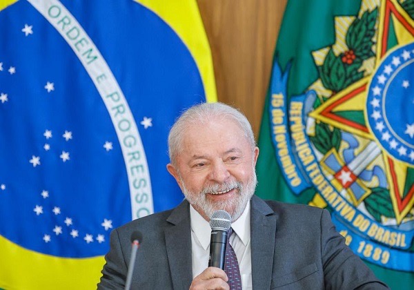 Lula assinará MP do salário mínimo de R$ 1.320 até 1º de maio
