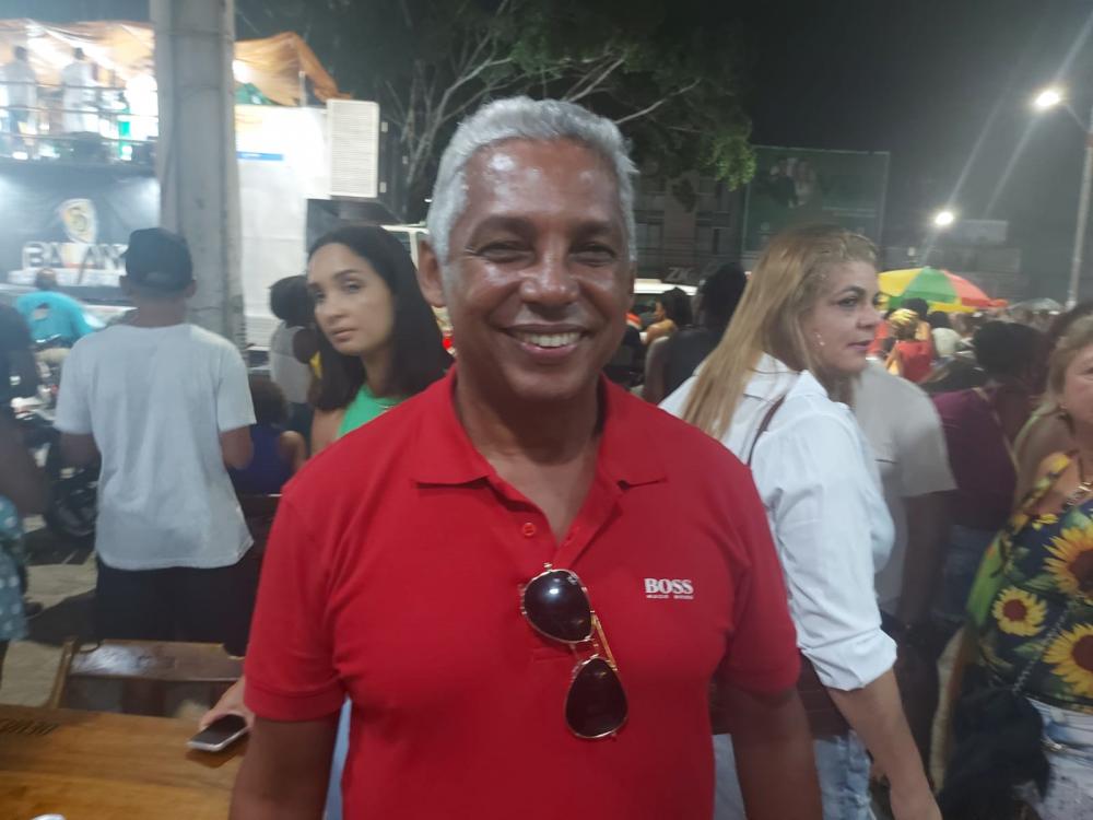 “Feira precisa receber o mesmo banho de cidadania que recebeu a Bahia e o Brasil” diz Silvio Dias sobre o governo do PT 