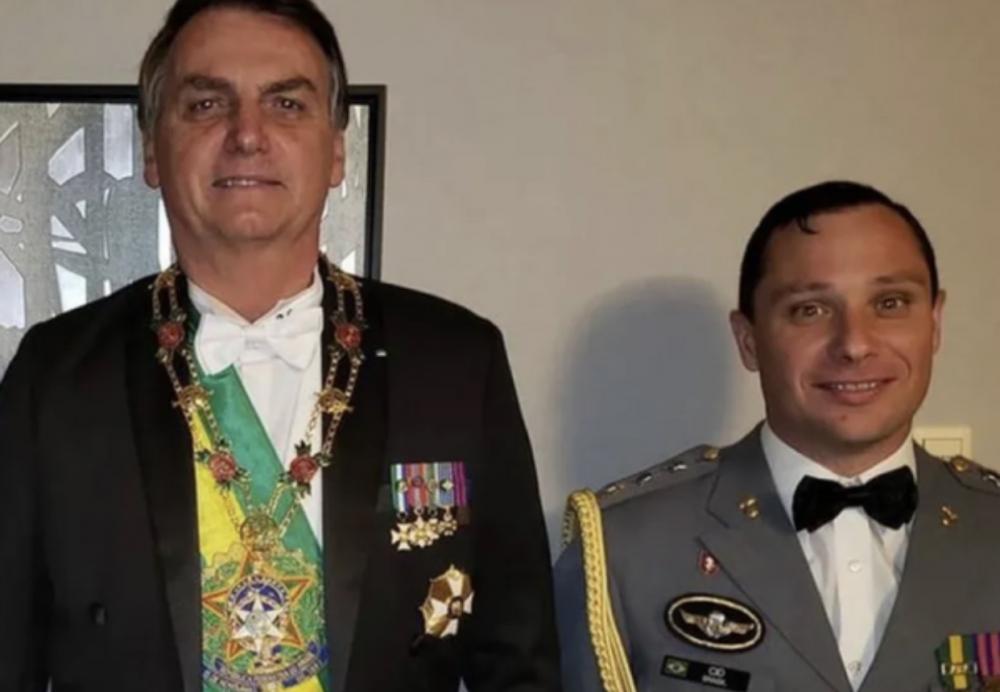 Mauro Cid usava dinheiro pública de ‘maneira ilegal’, aponta PF