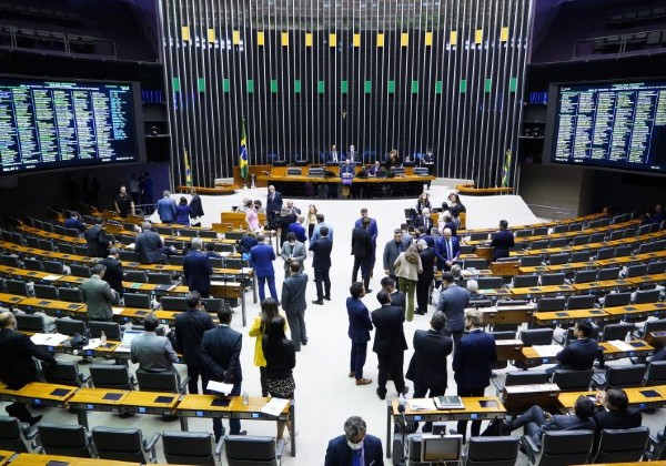 Câmara aprova a urgência para o projeto do arcabouço fiscal