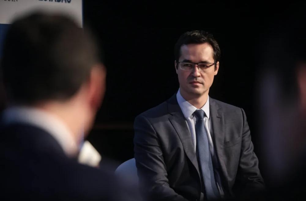 Câmara rejeita articulação política para salvar Dallagnol; Lira vai dar trâmite burocrático à decisão da Justiça