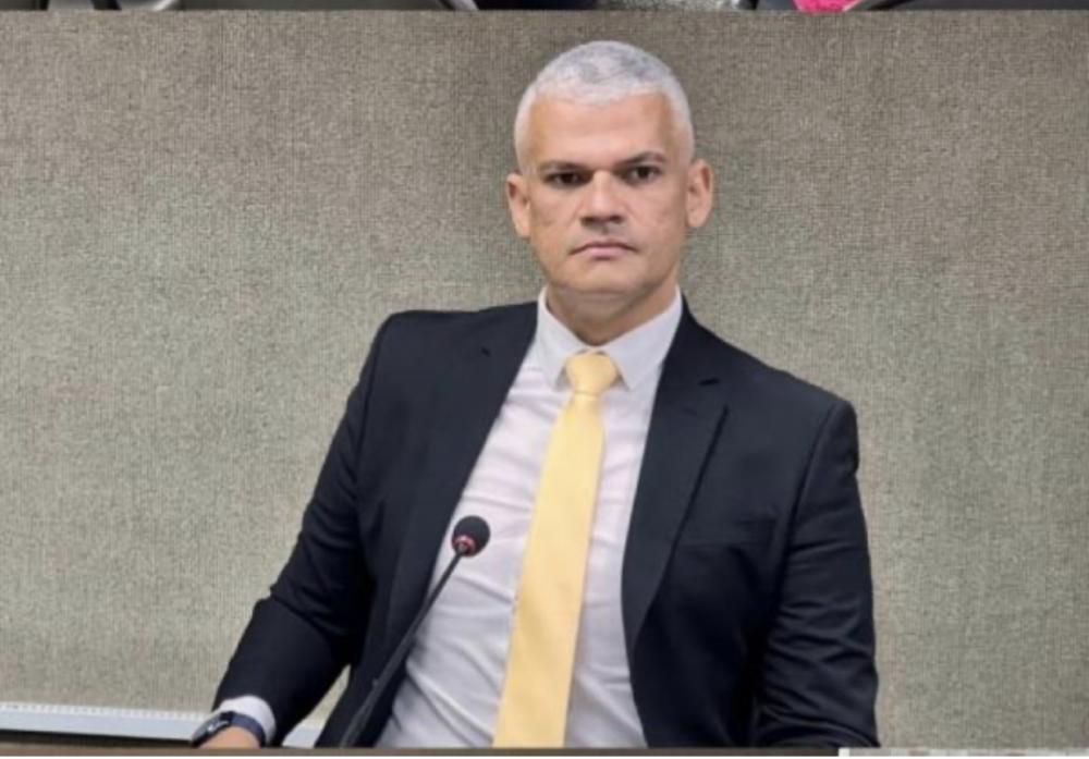 Deputado protocola PL para tornar pública a fila de regulação da Saúde