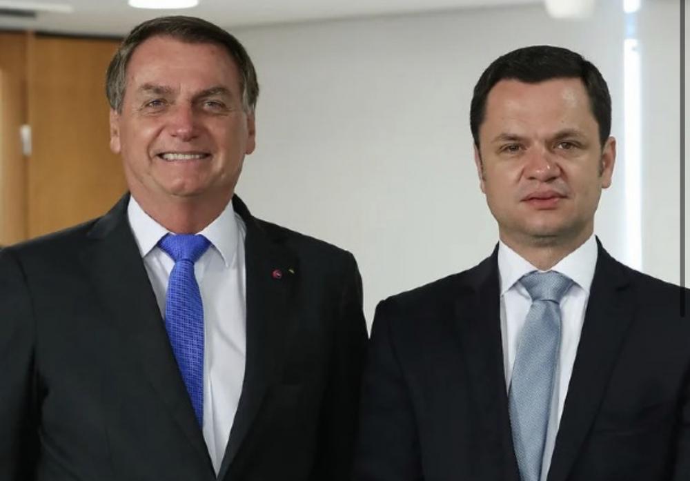 Anderson Torres foi procurado pelo clã Bolsonaro durante prisão domiciliar