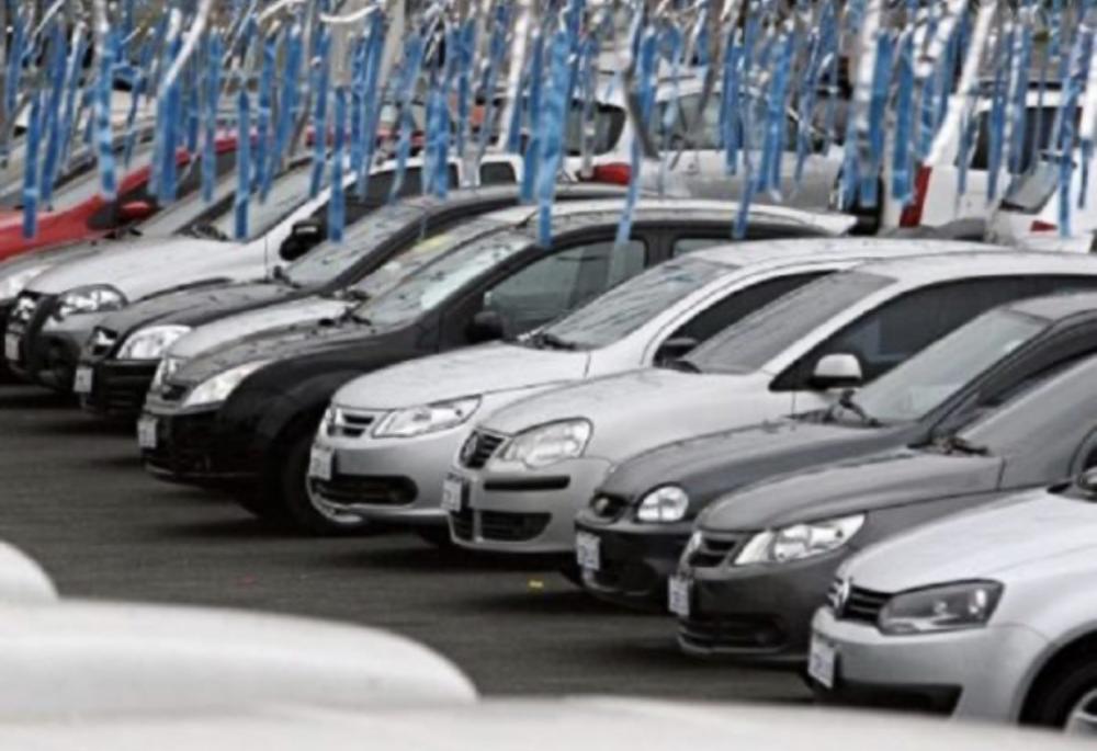 Governo anuncia desconto de até R$ 8 mil para carros e R$ 99 mil para caminhões