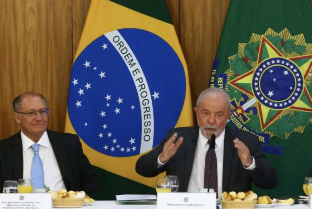 Após cúpula do Mercosul, Lula recebe líder da UE