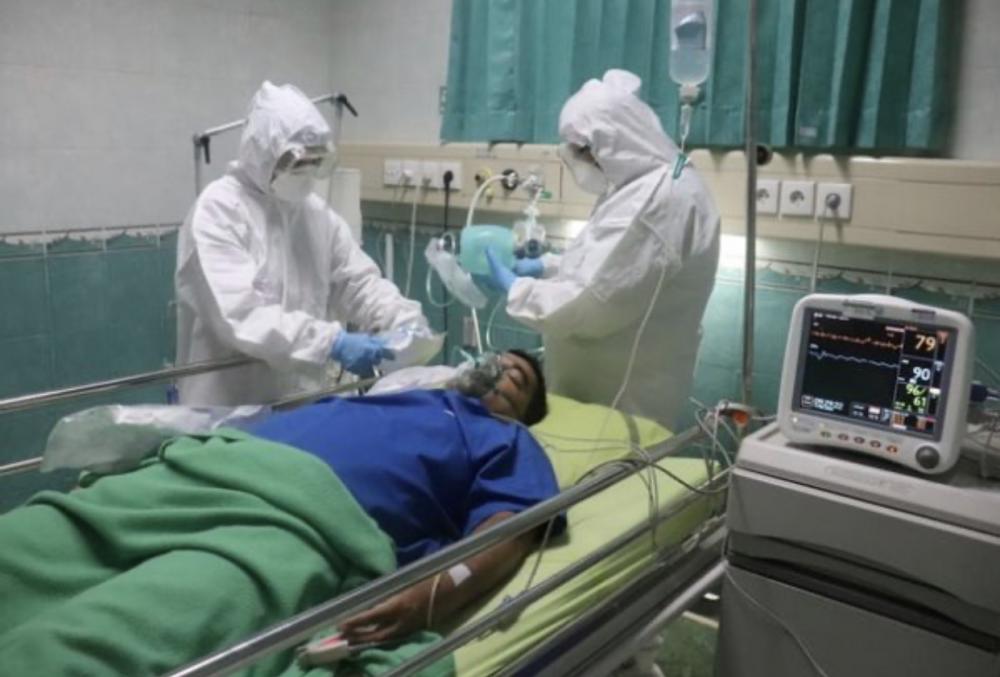 Mensagens mostram médicos defendendo fim de lockdown para lucrar com UTIs lotadas