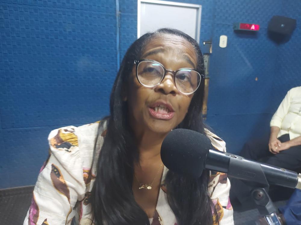 Prefeita de Cachoeira fala sobre falta de médicos nos Postos de Saúde do município 