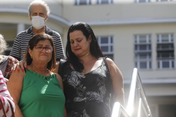 Pacientes do interior encaram medo para tratar saúde em Salvador