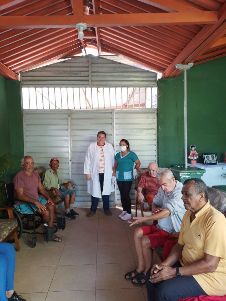 Policlínica da Santa Casa de Cachoeira realiza atendimento humanizado a idosos 