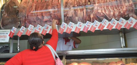Carne bovina está mais barata nos açougues