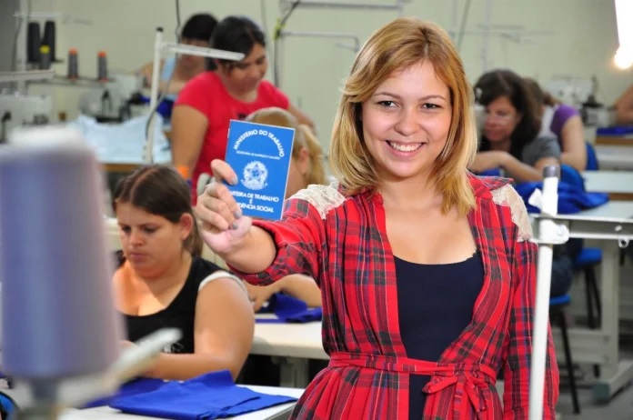 Com saldo de 8.319 postos em junho, a Bahia gerou 50.955 vagas no primeiro semestre do ano