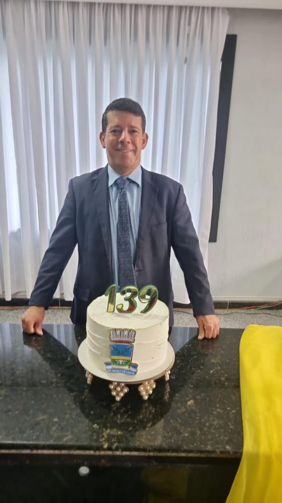 Germano diz que houveram dois hasteamentos de bandeira no aniversário de São Gonçalo dos Campos 