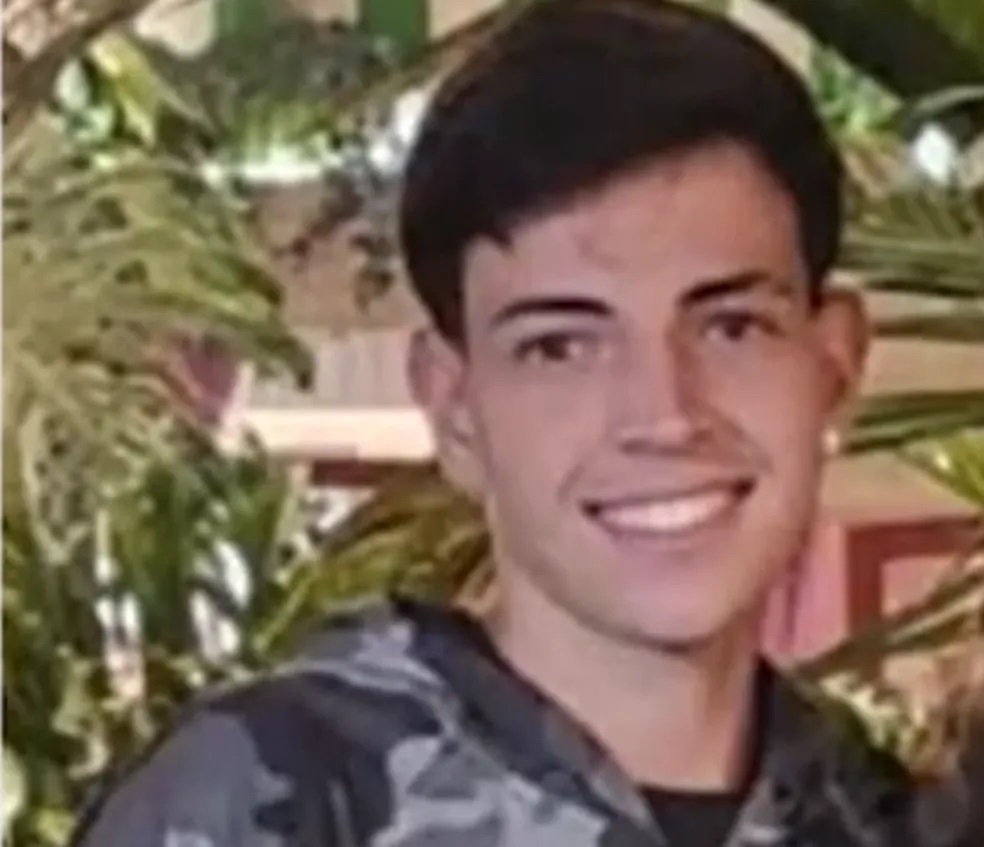 Jovem desaparece após entrar em carro de conhecido em cidade no extremo sul 