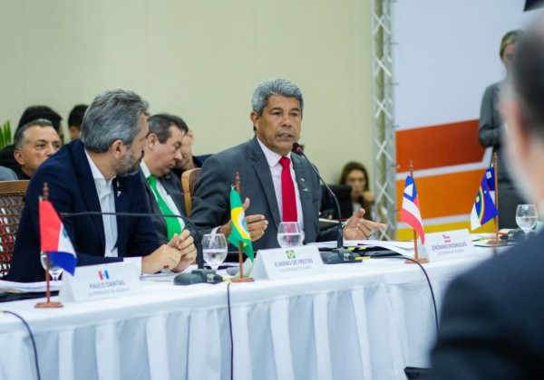 Jerônimo rebate Zema: Não devemos perder tempo com narrativas segregadoras