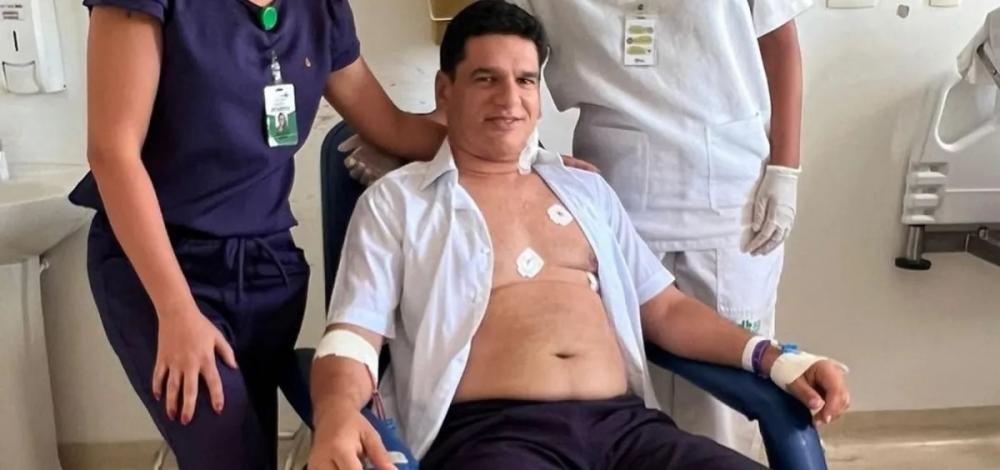 Baleado no pescoço, prefeito de Muritiba recebe alta hospitalar