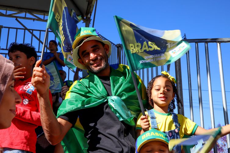 Desfile de 7 de setembro emociona público