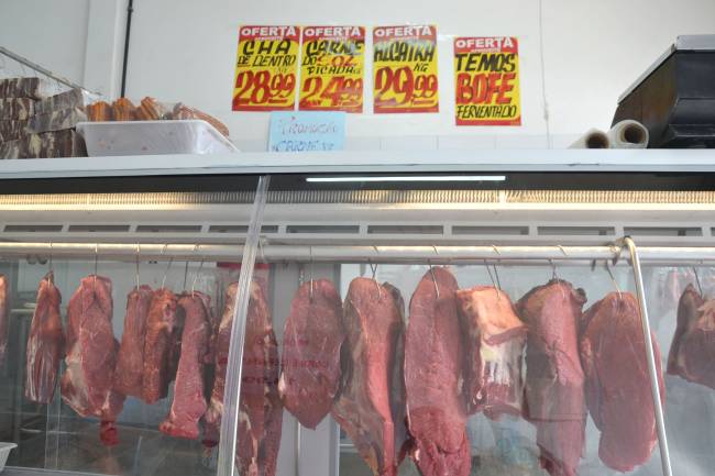 Preço da carne cai e consumidores baianos comemoram