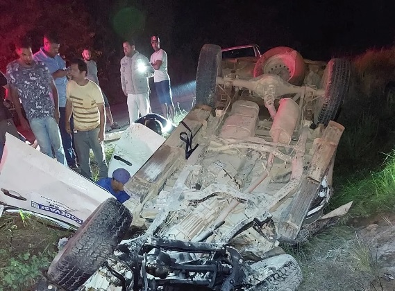 Dois funcionários da Codevasf morrem e um fica ferido em acidente