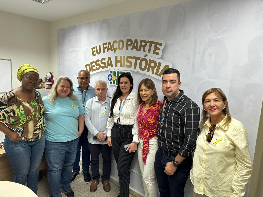 Comissão de residência médica do MEC e diretores da UNEF realizam visita técnica na UPA Estadual de Feira de Santana
