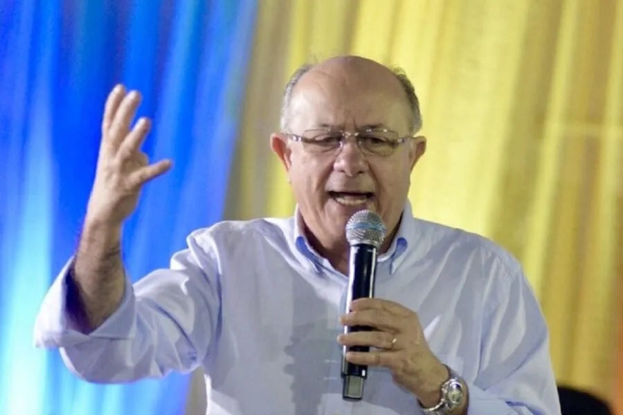 Em silêncio, José Ronaldo corre para comandar PP em Feira de Santana