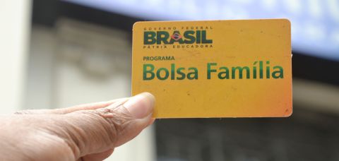 Quem recebe Bolsa Família não pagará parcelas do Minha Casa Minha Vida