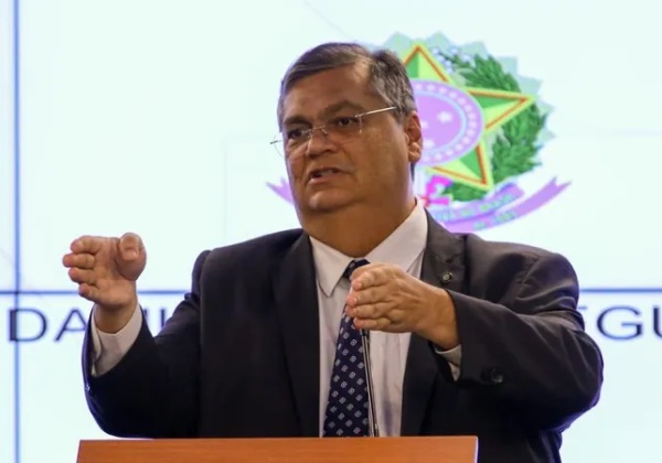 Em meio à onda de insegurança na Bahia, governo federal lança programa contra facções