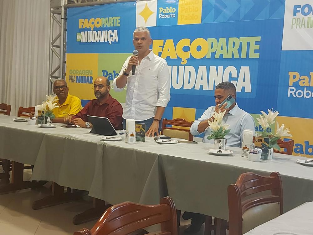 Pablo reúne a imprensa para falar sobre o lançamento da sua pré-candidatura a prefeito de Feira 