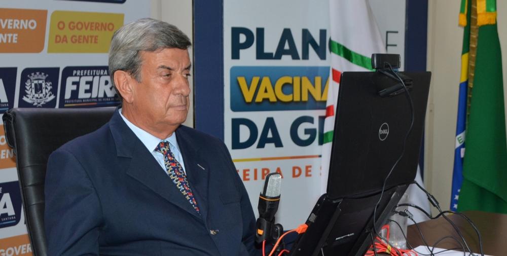 Prefeito Colbert Martins fez cirurgia neste domingo (08)