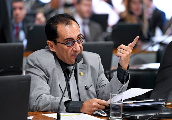 Vice-líder do governo quer destinar à PF recursos de apostas esportivas