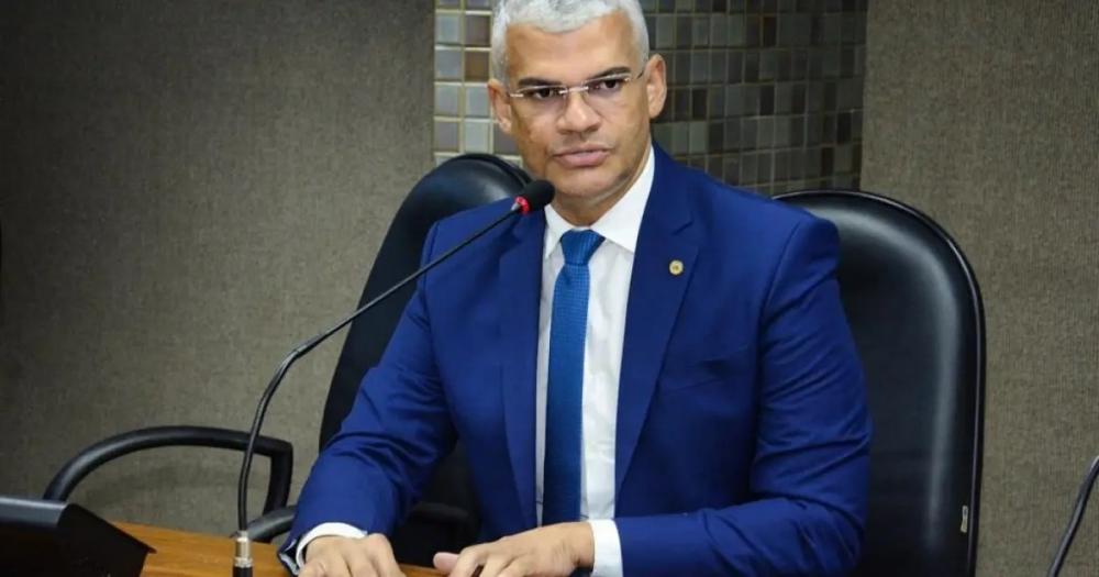 Pablo Roberto nega disputa direta por votos com Zé Ronaldo em Feira: “Não existe voto cristalizado”