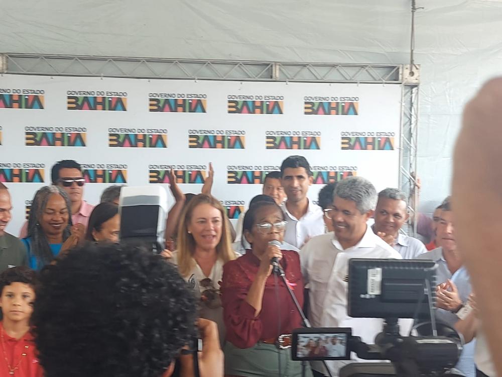 Eliana Gonzaga agradece ao governador obras realizadas em Cachoeira 