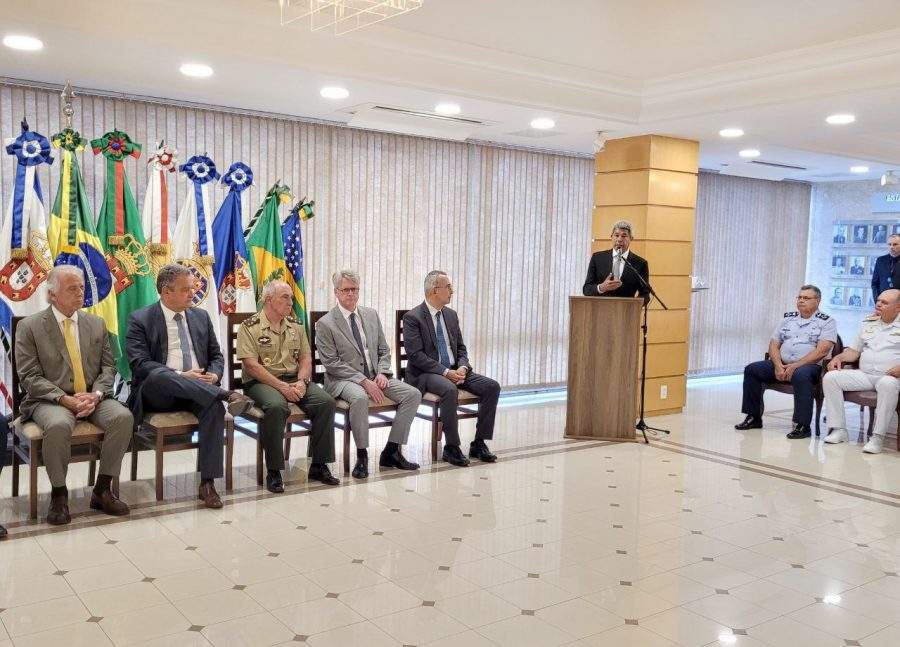 Governo do Estado assina acordo de cooperação para implantação de Centro Tecnológico Aeroespacial da Bahia