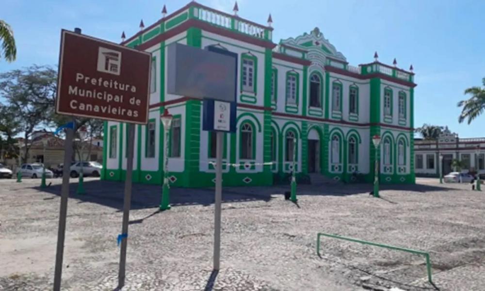 Canavieiras vive dias de medo. O prefeito cassado turbina o terror