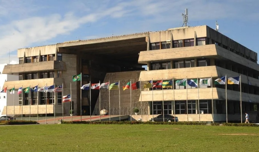 Alba: votação de empréstimo de R$ 1,6 bilhão para Governo é suspensa