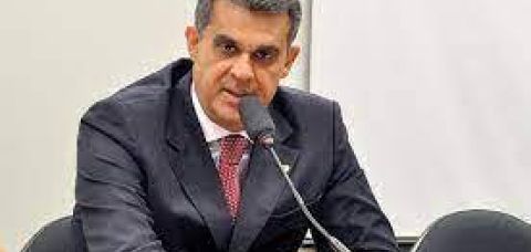 Sérgio Brito deixa Seinfra para votar pautas do governo Lula