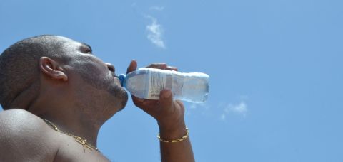 Poderes se unem para proteger população do calor