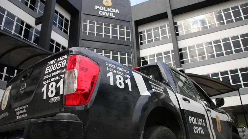 Oito pessoas de facção baiana que comprava drogas do PCC são presas em operação