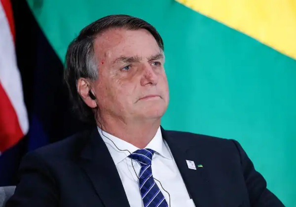 Bolsonaro confirma presença em posse de Milei após receber convite oficial
